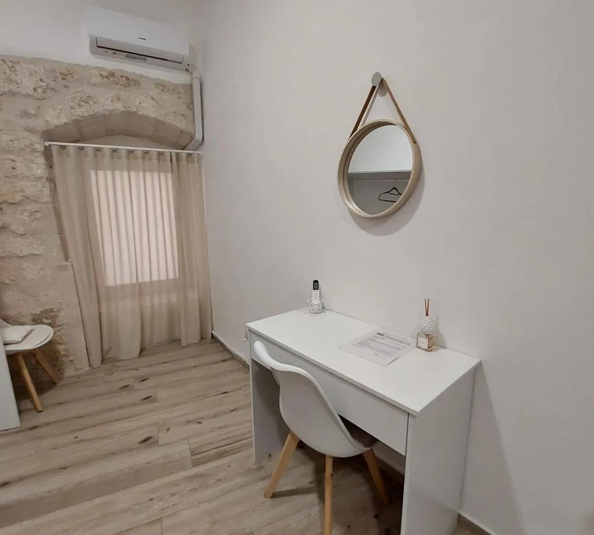 Dimora La Motta Hotel Modugno 0*,